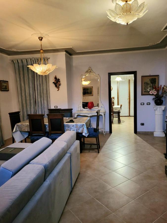 Villa Il Pettirosso La Spezia Bagian luar foto
