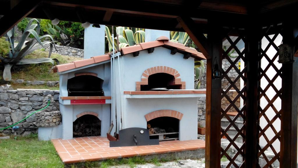 Villa Il Pettirosso La Spezia Bagian luar foto